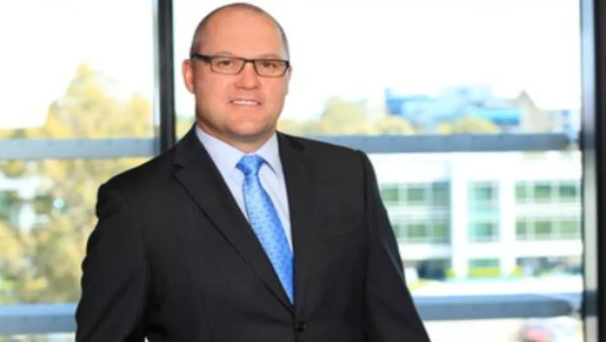 Musical chairs continue as Holtzhausen joins Smith at Dell