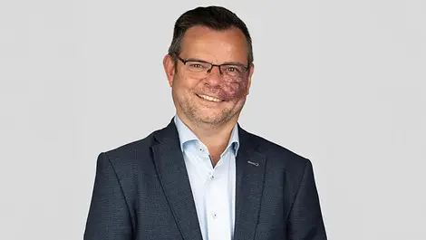 Gary beddow  cirrushq  low res