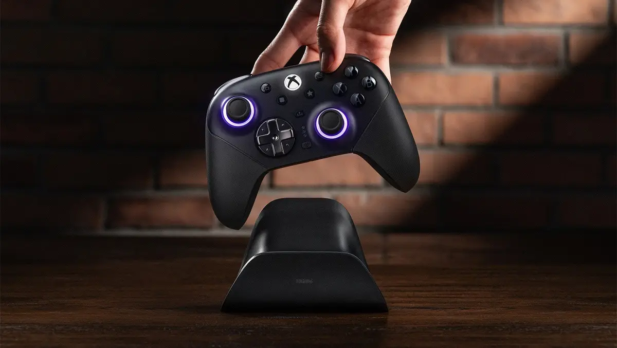 8BitDo opens pre-orders for premium Xbox controller
